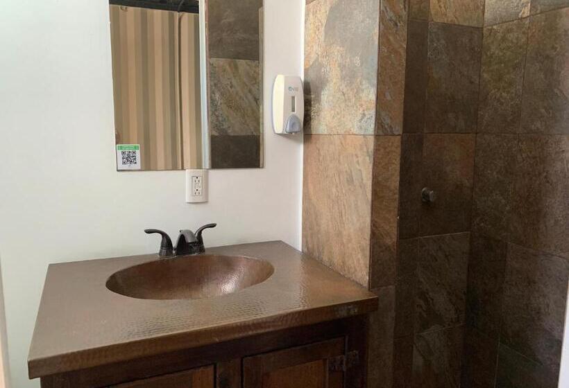 Container Inn Hotel Aeropuerto