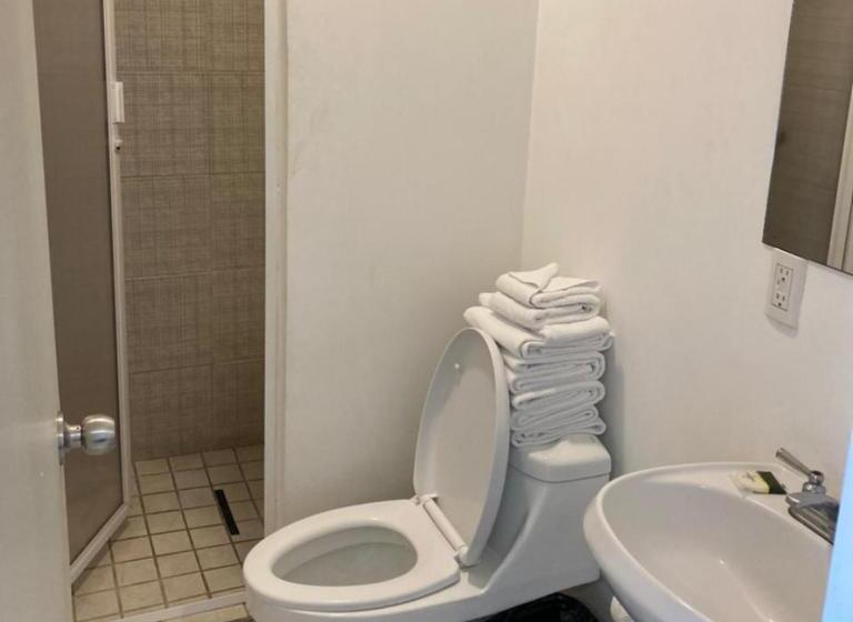 Container Inn Hotel Aeropuerto