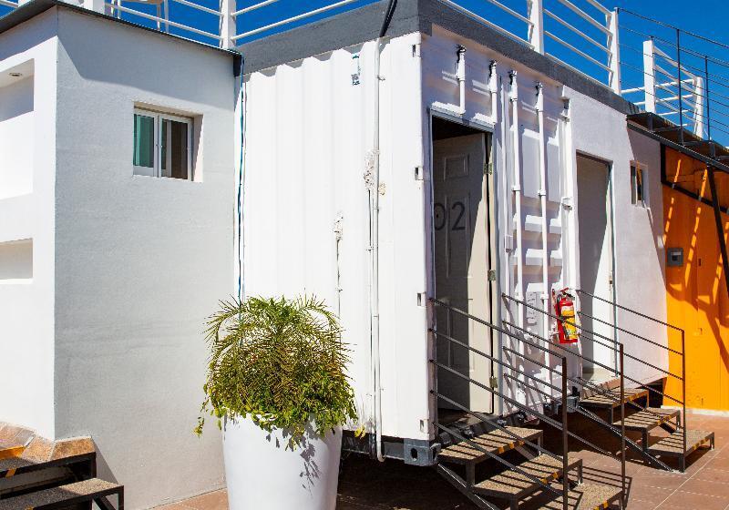 Container Inn Hotel Aeropuerto