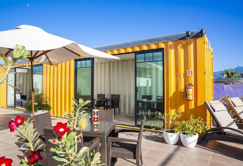 Container Inn Hotel Aeropuerto