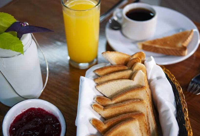 Container Inn Hotel Aeropuerto