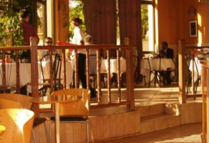 Crystal Hotel Asmara