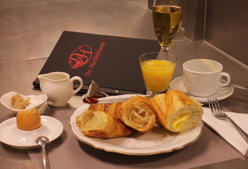 ホテル De Heidebloem