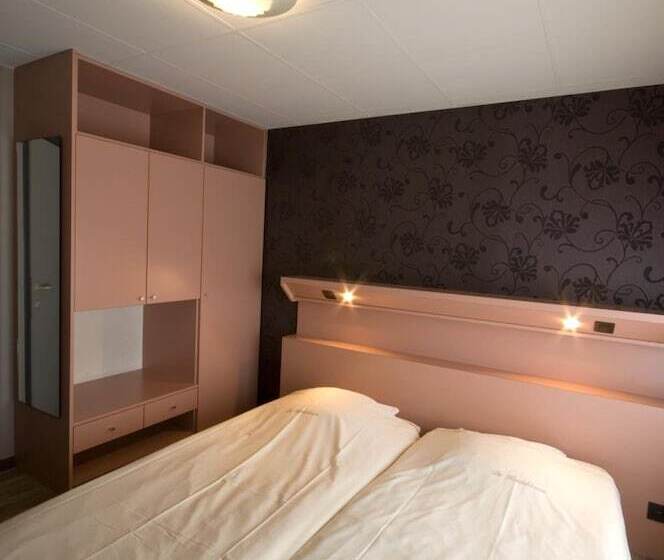 ホテル De Heidebloem