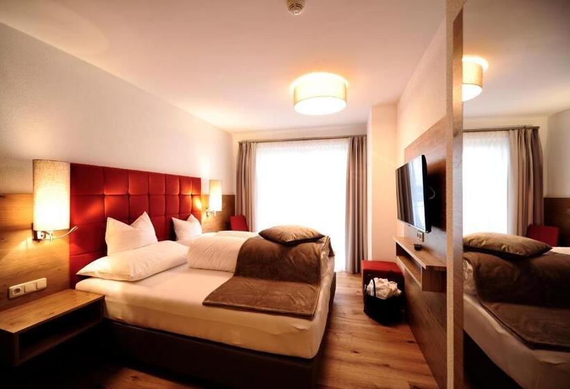 בית מלון כפרי Dorfstadl