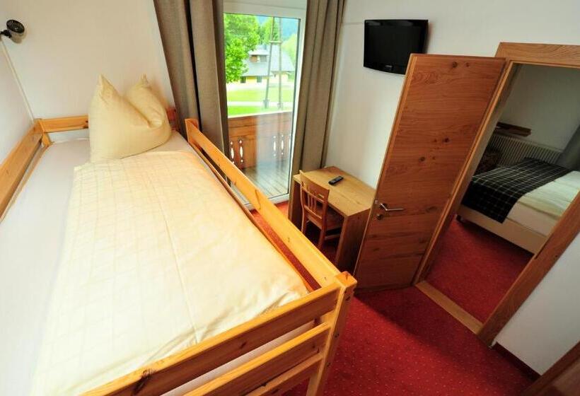 בית מלון כפרי Gasthof Strasswirt