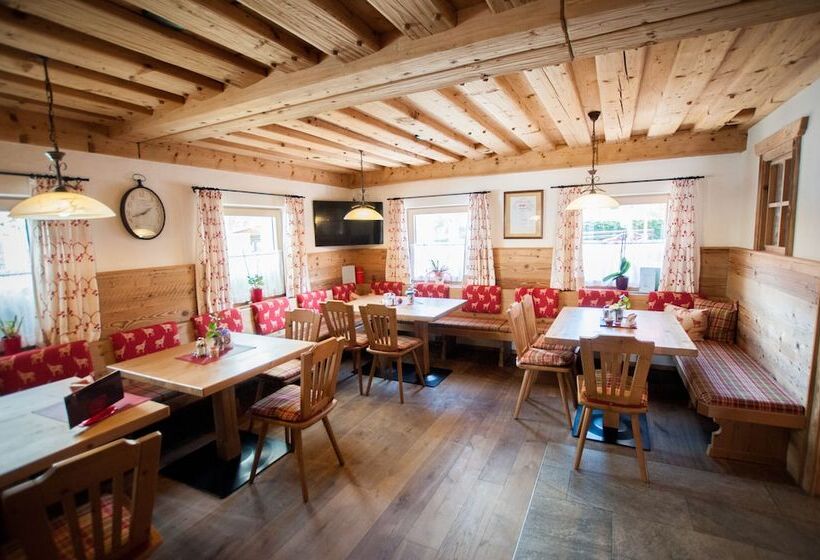 هتل Gasthof Walcher