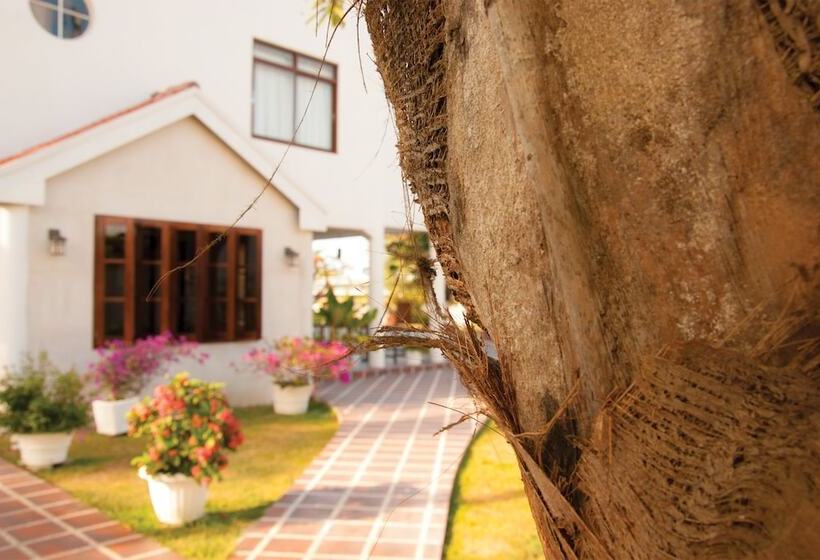 هتل Herdmanston Lodge