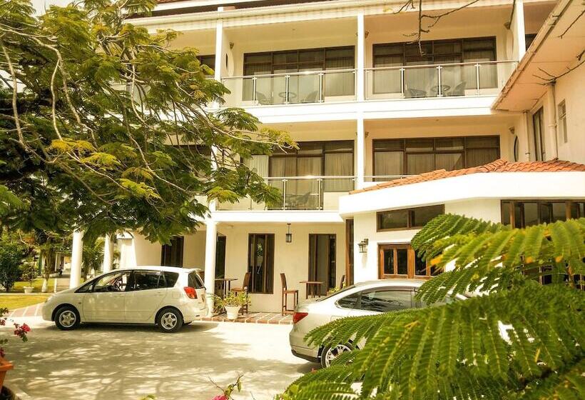 هتل Herdmanston Lodge