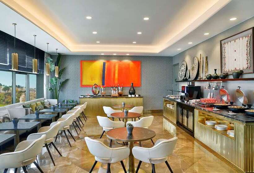 ホテル Hilton Tangier City Center