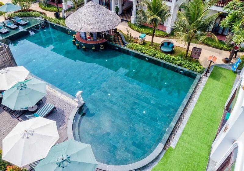 هتل Hoi An Emotion Boutique Villa