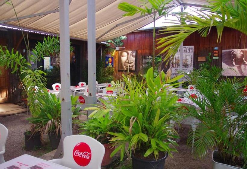 هتل Hôtel Des Palmistes