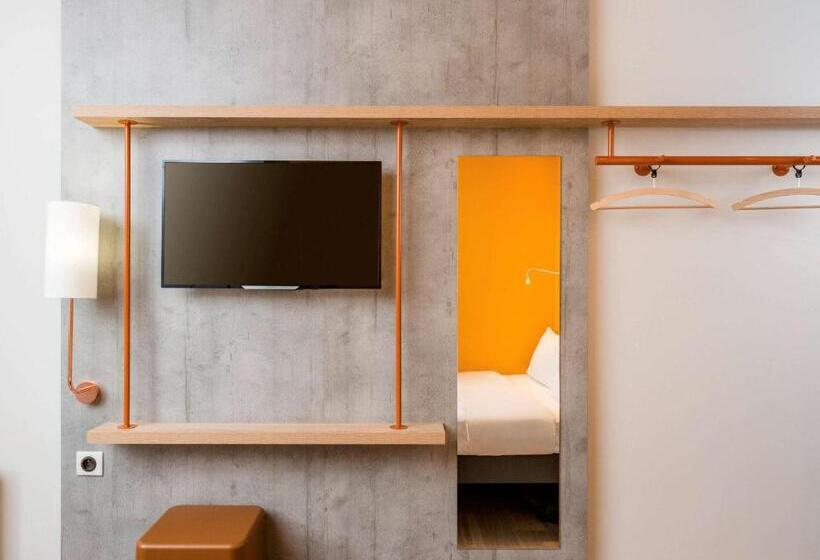 Отель Ibis Budget Charleroi Airport