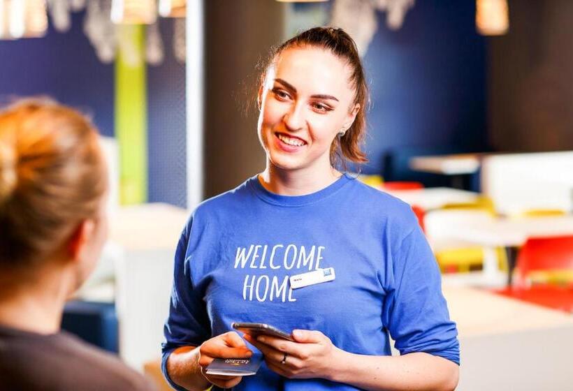 Отель Ibis Budget Charleroi Airport