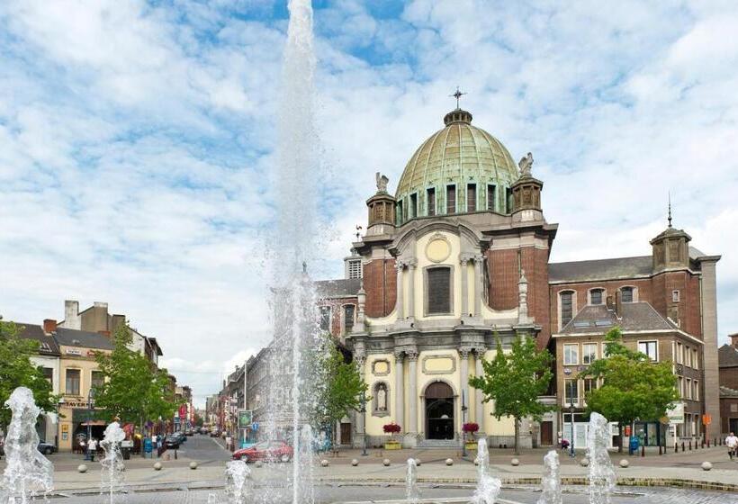 Отель Ibis Budget Charleroi Airport