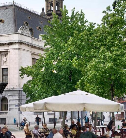 Отель Ibis Budget Charleroi Airport