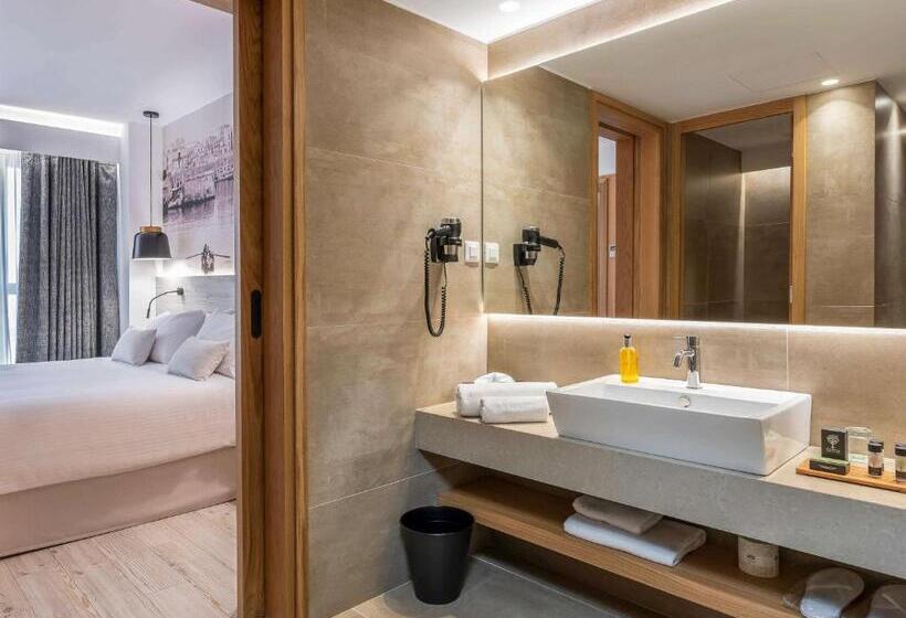 בית מלון כפרי Ibis Styles Heraklion Central