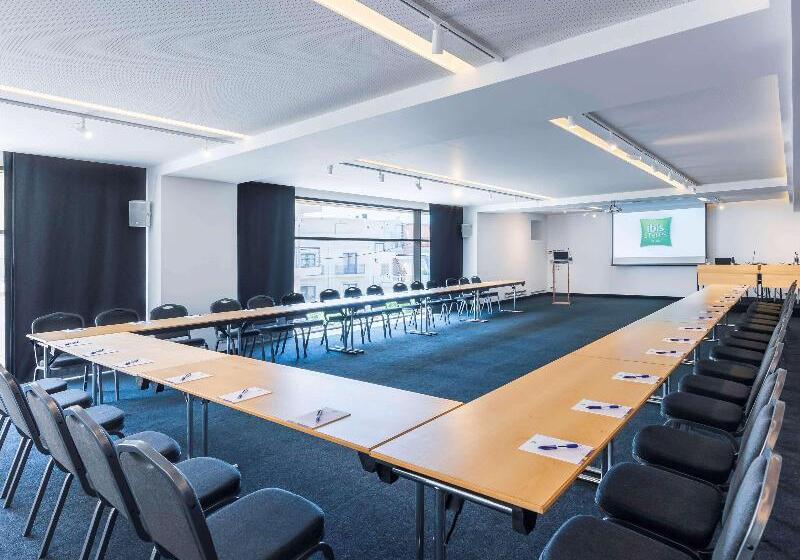 בית מלון כפרי Ibis Styles Heraklion Central