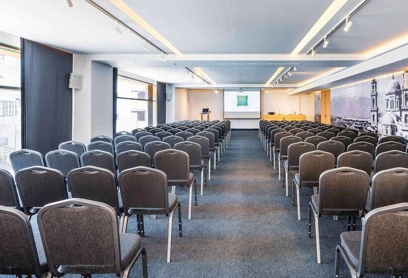 בית מלון כפרי Ibis Styles Heraklion Central