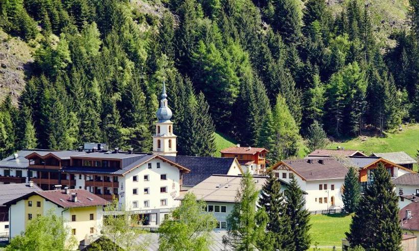 בית מלון כפרי Kirchenwirt