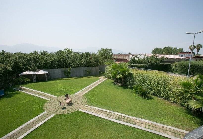 בית מלון כפרי La Fenice