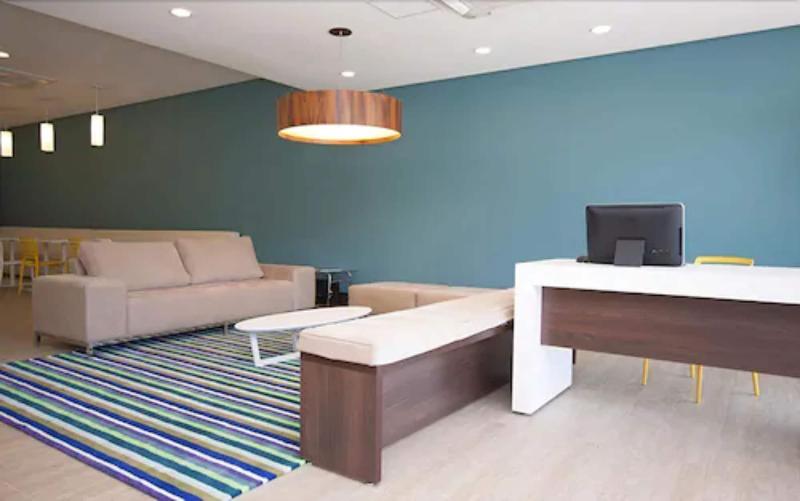 בית מלון כפרי Golden Tower Aeroporto   Lizz   By Fênix Hotéis