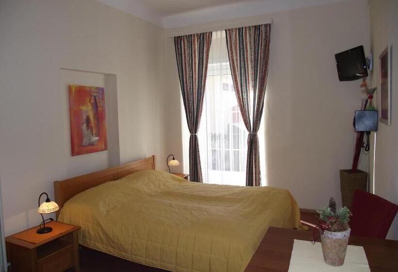 هتل Magnus Klause