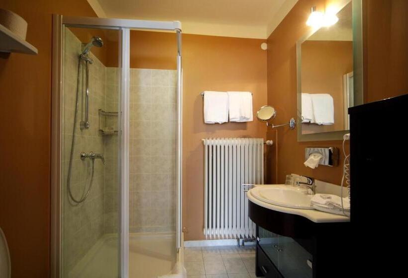 هتل Magnus Klause