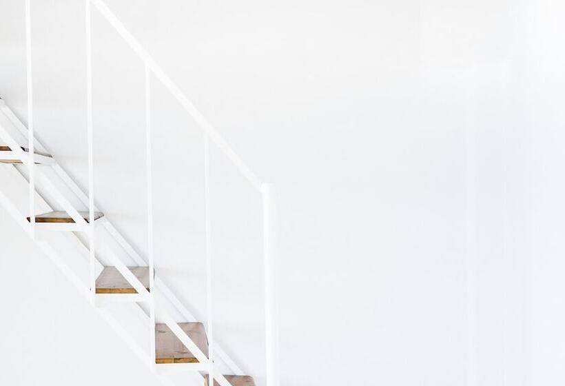 هتل Miradouro Seafront Residences