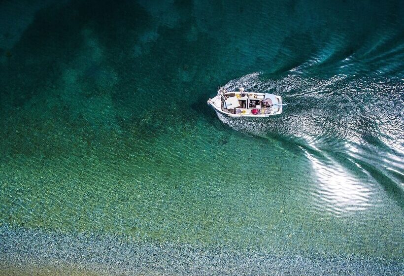 هتل Miradouro Seafront Residences