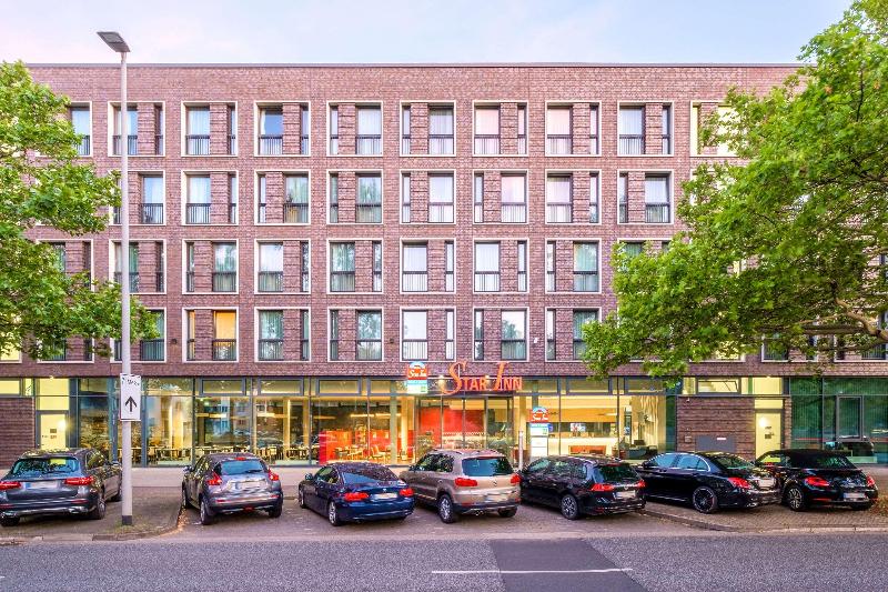 هتل Premier Inn Hannover City University