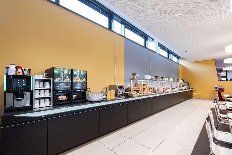 هتل Premier Inn Hannover City University