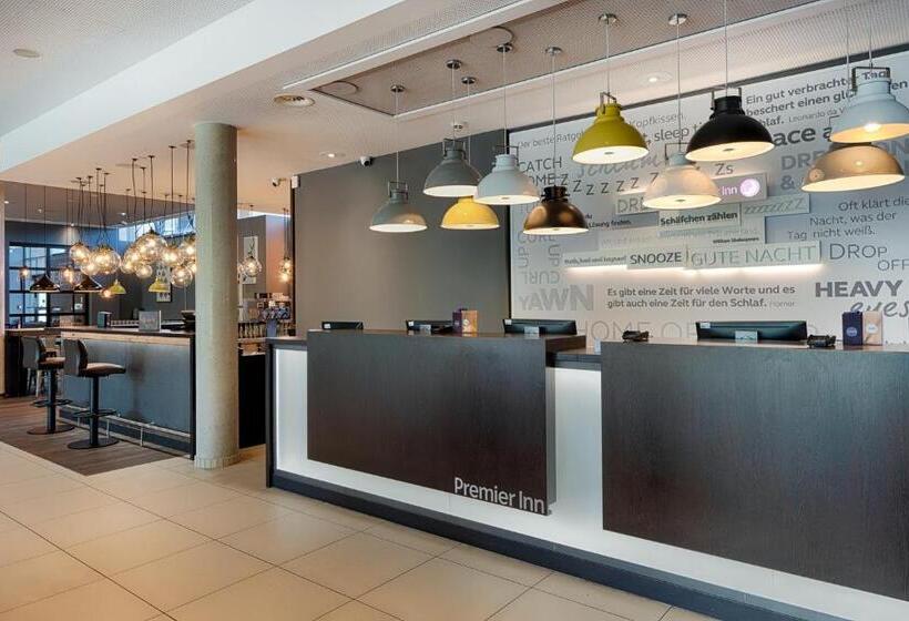 ホテル Premier Inn Hannover City University