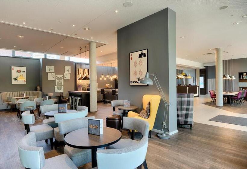 هتل Premier Inn Hannover City University