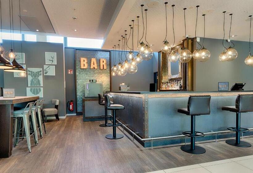 ホテル Premier Inn Hannover City University