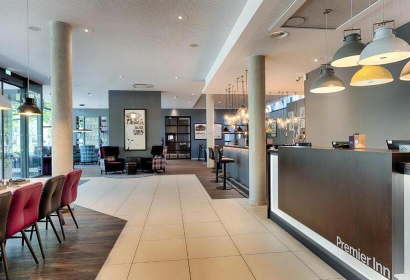 ホテル Premier Inn Hannover City University