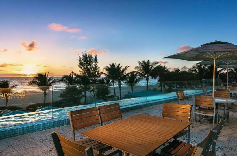בית מלון כפרי Private Ocean Condos At Trump Sunny Isles