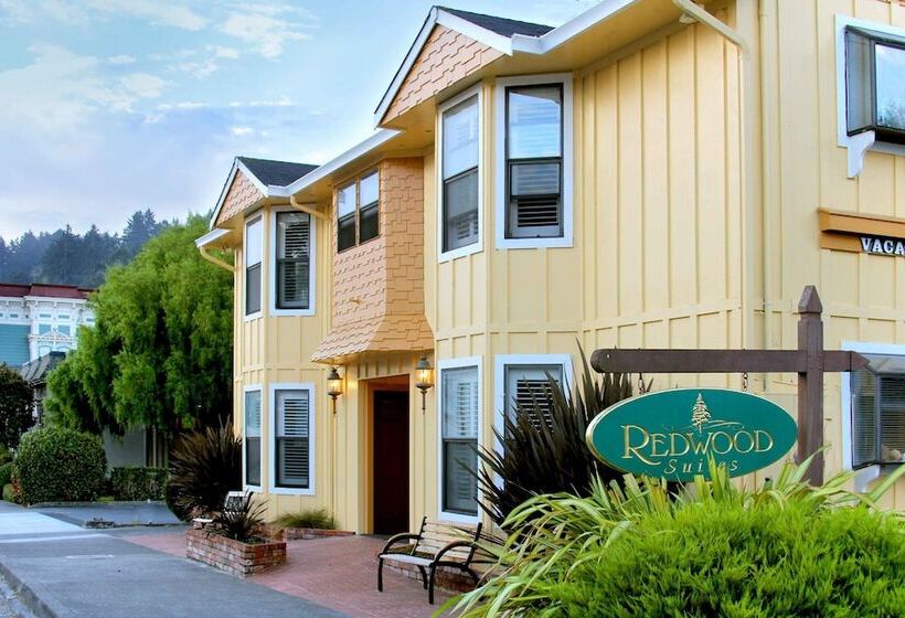 בית מלון כפרי Redwood Suites