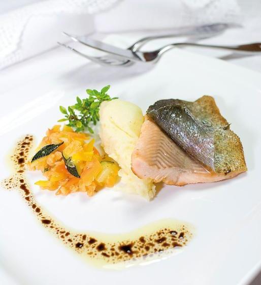 Regitnig   4 Sterne Hotel Und Chalets