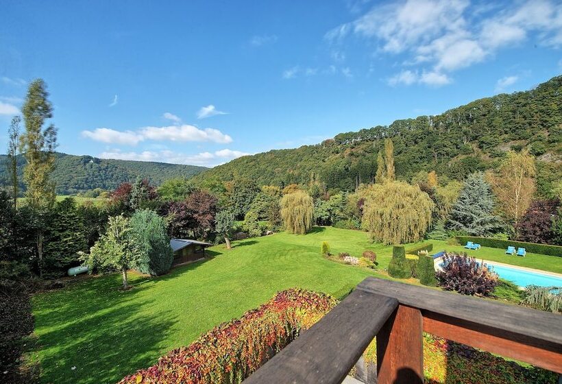Отель Relais De L Ourthe
