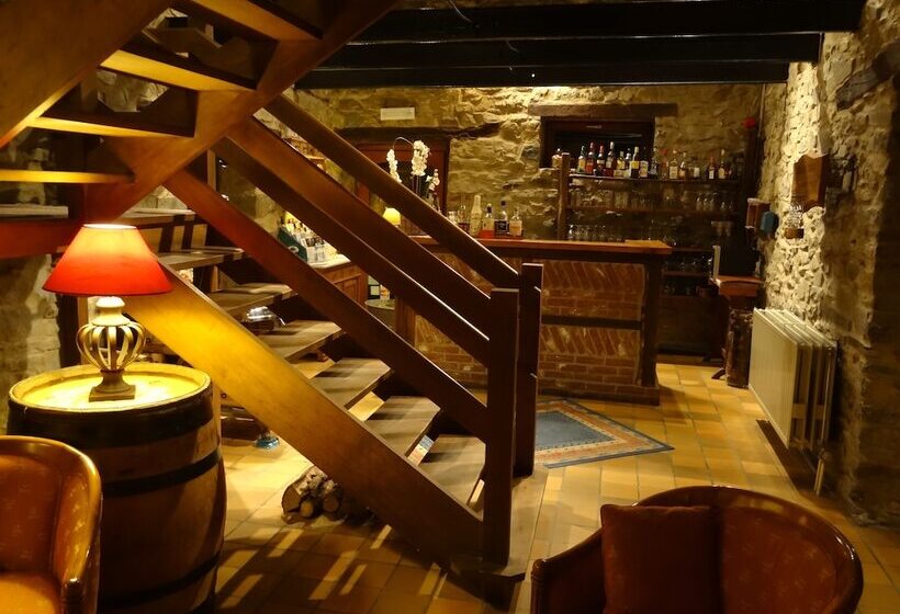 Отель Relais De L Ourthe