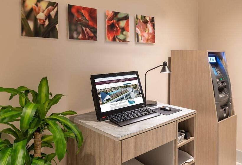 فندق Residence Inn Miami Sunny Isles Beach