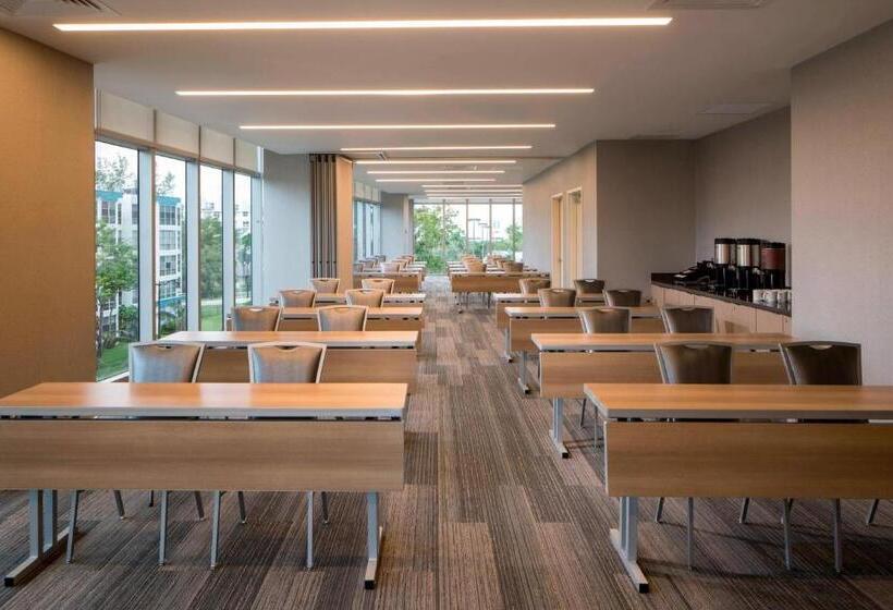فندق Residence Inn Miami Sunny Isles Beach
