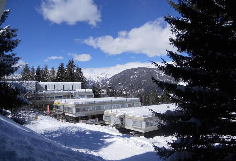 בית מלון כפרי Th 1400