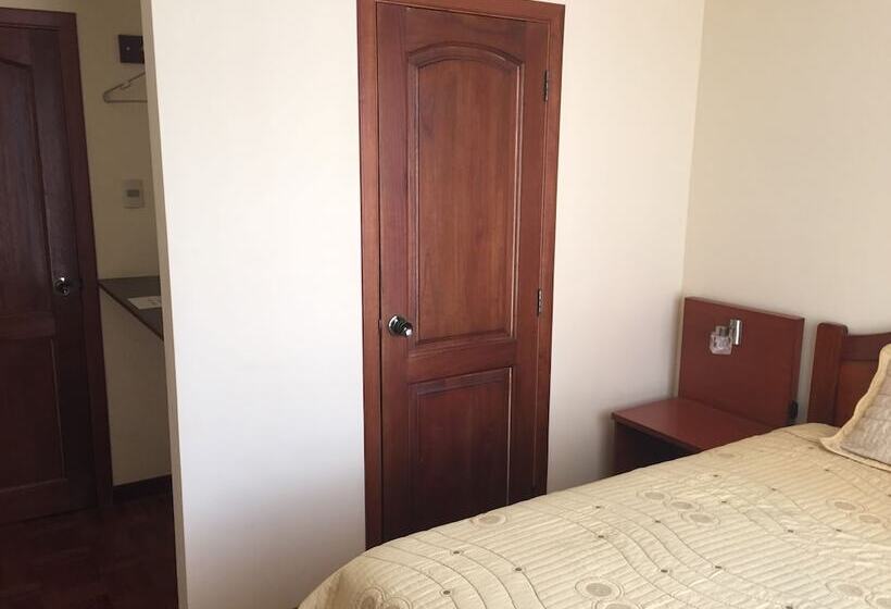 هتل Residencial Alta Vista