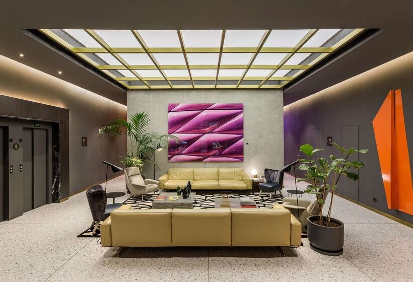 Отель Room Mate Gerard