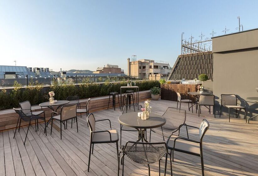 Отель Room Mate Gerard