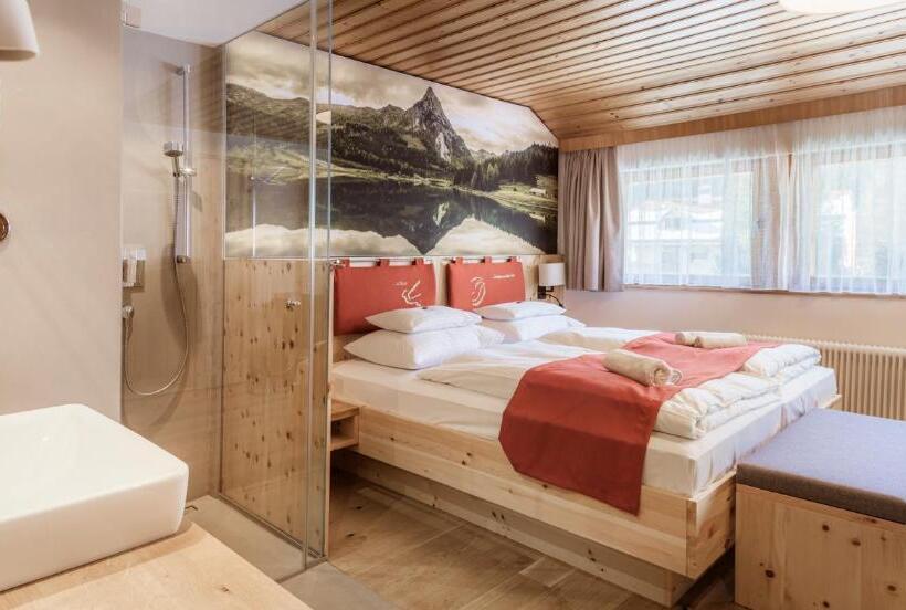 Отель Schaus Lüftenegger   Apart Zirbenpension