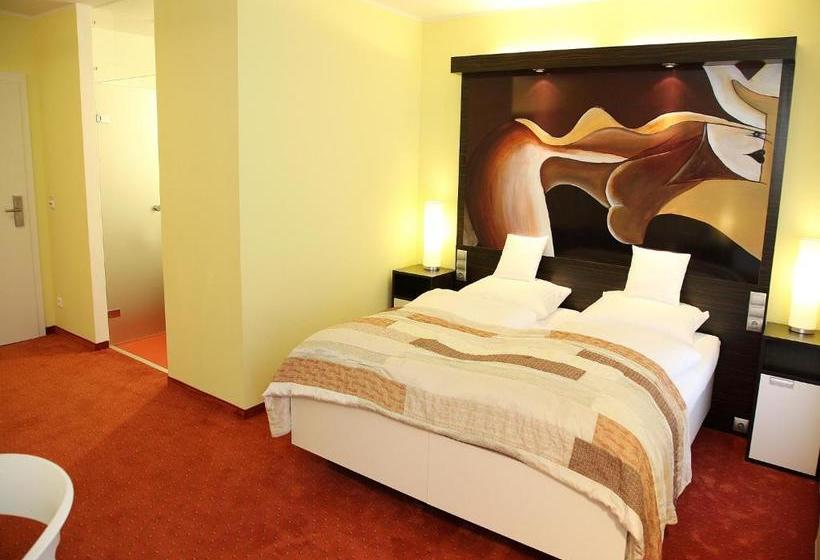 בית מלון כפרי Schlosswirt Ebenthal