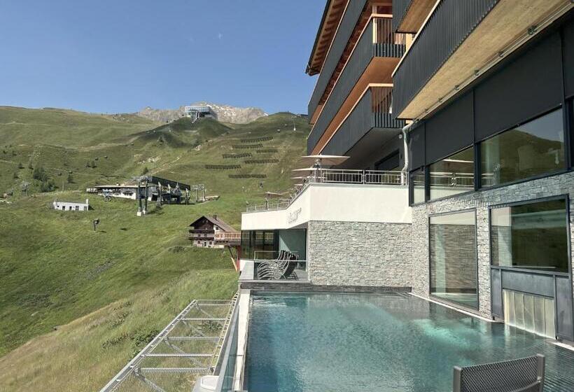 ホテル Schöne Aussicht